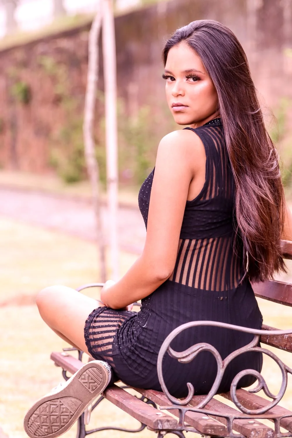 Cabelo longo finalizado em produção realizada pelo Studio Beleza Real